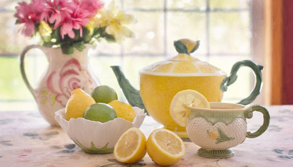 Benefici acqua e limone: porta stitichezza?